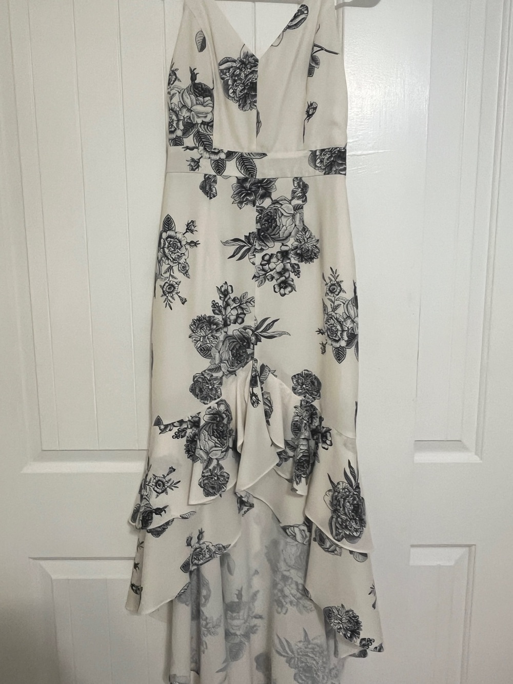 Floral Ruffle High-Low Dress in Cream and Black